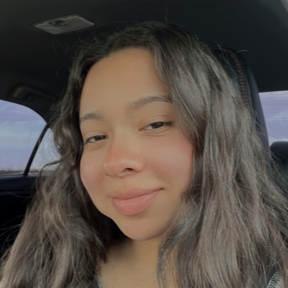 Meet your Posher, Natalia - Picture 1 of 1